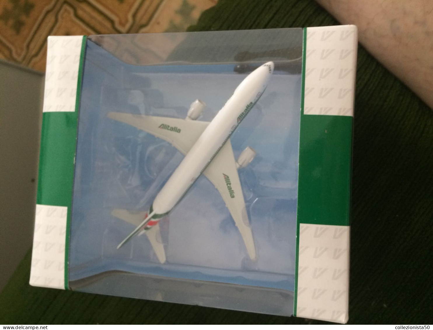 STUPENDO MODELLINO ALITALIA BOEING 777 1:500 MAJORETTE - Aviones & Helicópteros