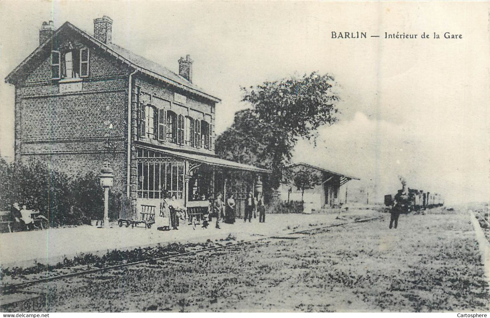 CPA 62 Pas De Calais > Barlin Intérieur De La Gare - Arrivée Du Train - Barlin