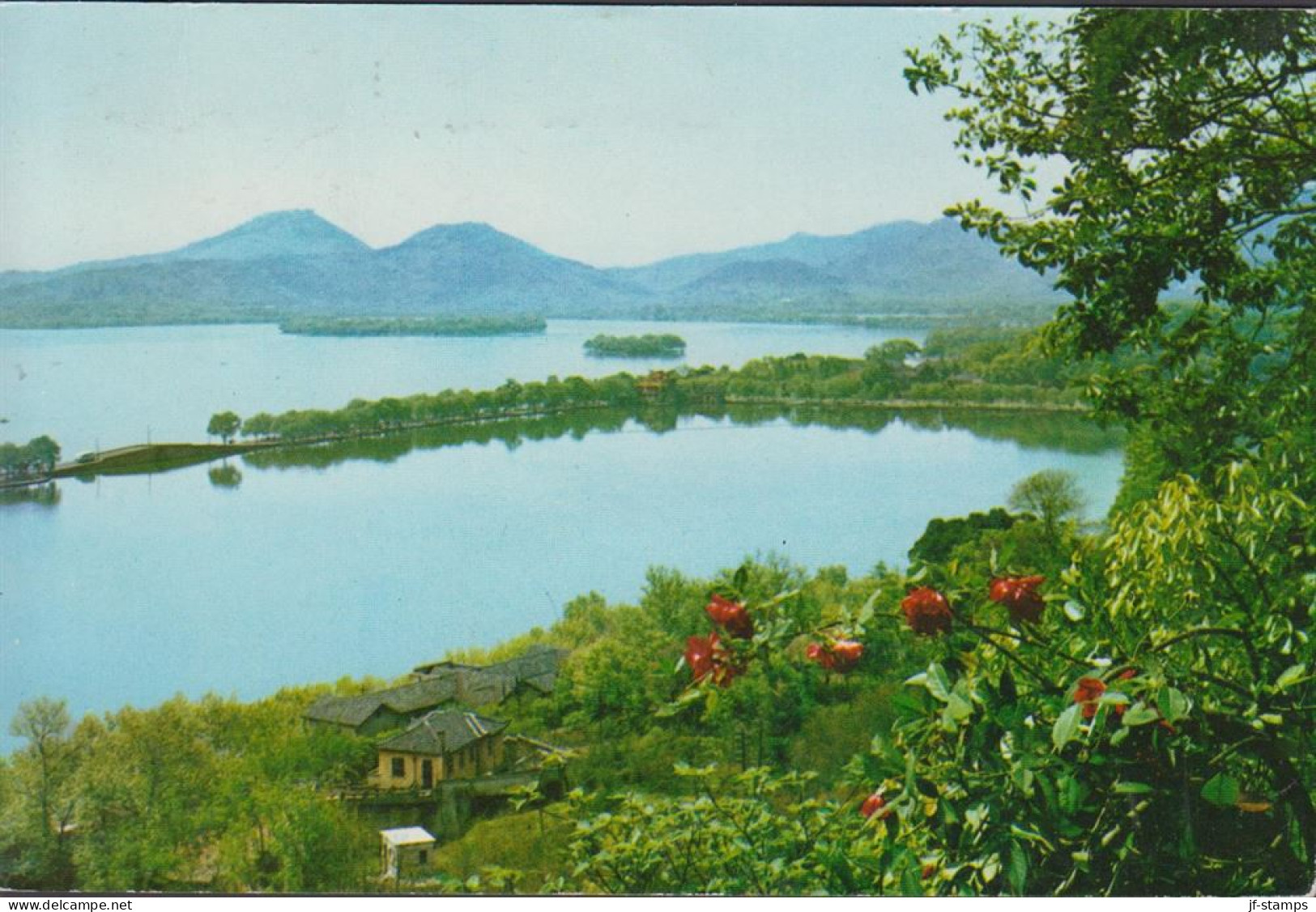 1972. CHINA. Fine Post Card (Pai Causeway) To Sweden PAR AVION With 43 F Flower Cancelled 1972 3 27. Very ... - JF442625 - Briefe U. Dokumente