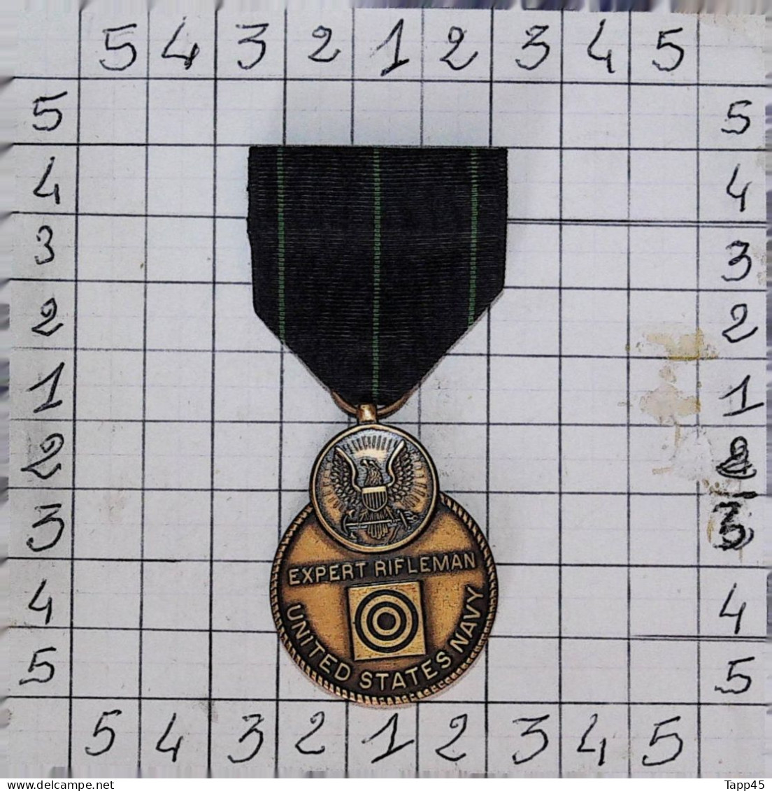 Médaille De Carabinier Expert De La Marine > Navy Expert Rifleman Medal >1969> Réf:Cl USA P 1/2 - Etats-Unis