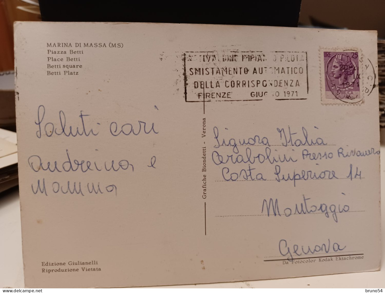 2 Cartoline Marina Di Massa, Piazza Betti E Spiaggia Con Le Alpi Apuane Sullo Sfondo Anni 70 - Massa