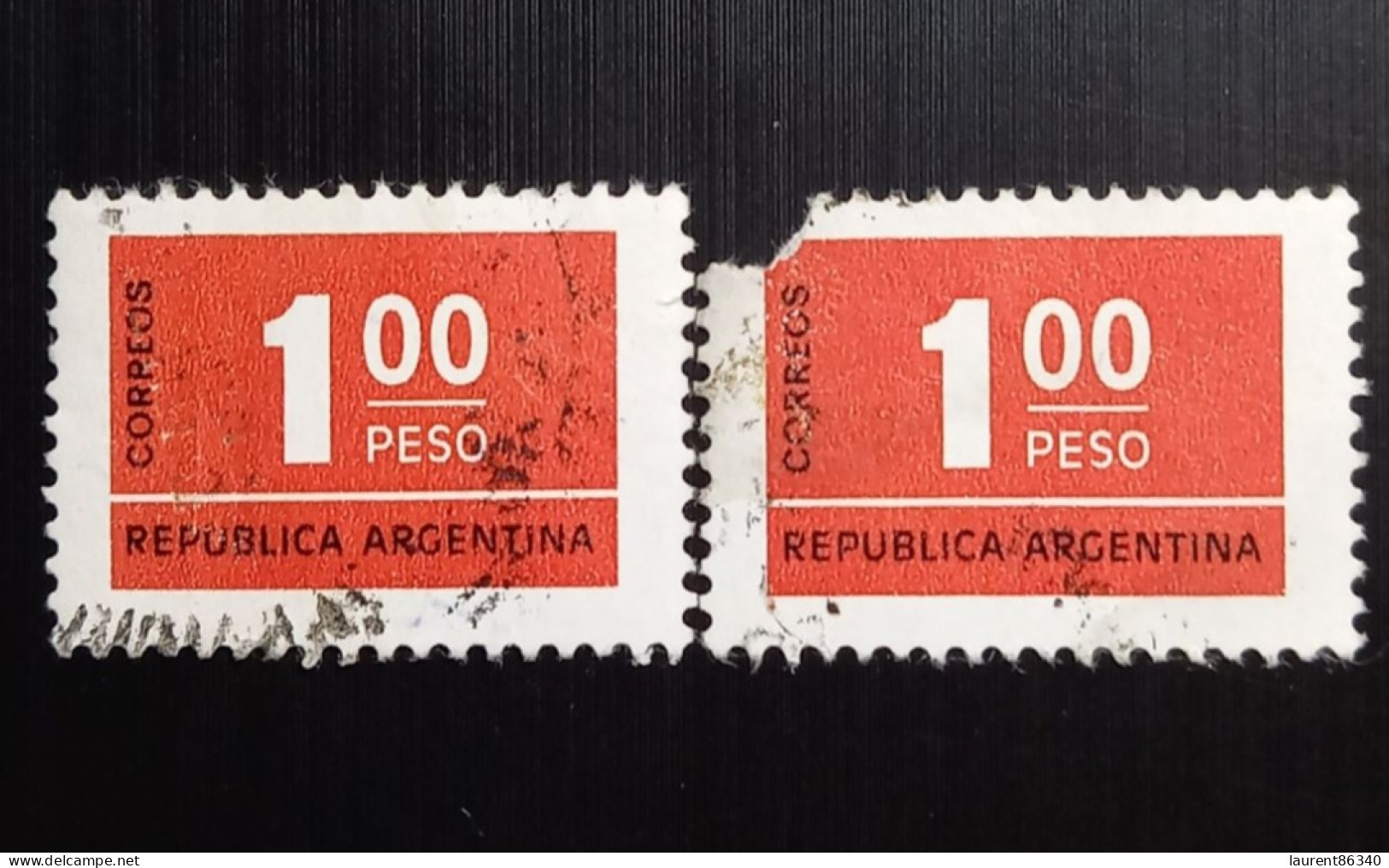 Argentine 1976 Numeral Stamps 1 Peso  Lot De 2 Timbres - Oblitérés