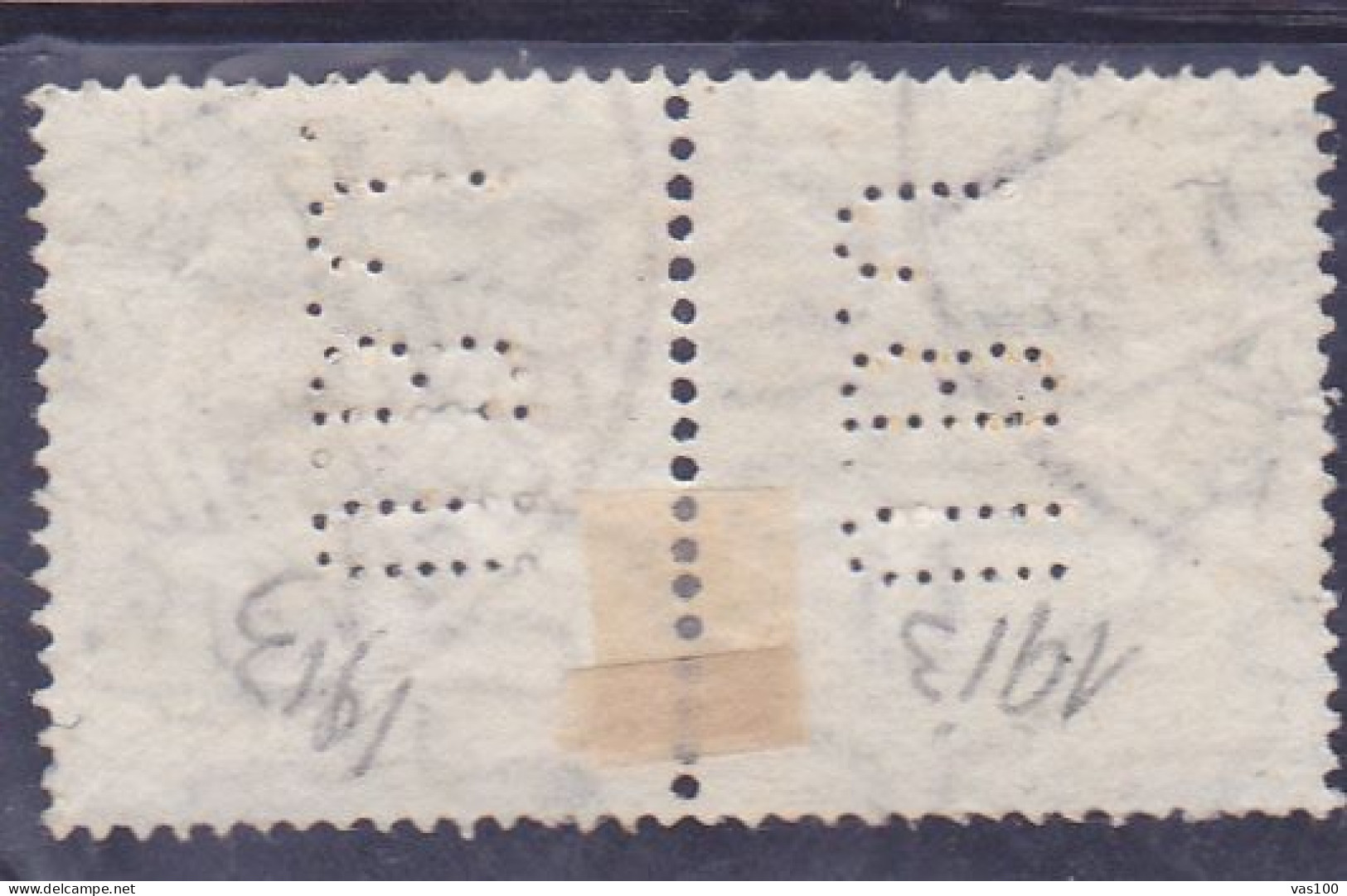 Perfin Perfores Perforiert Perforati Perforadas Hungary Ungarn Hongrie Ungheria PATENT "COMMERCIAL" STAMPS IN PAIR. - Perforadas