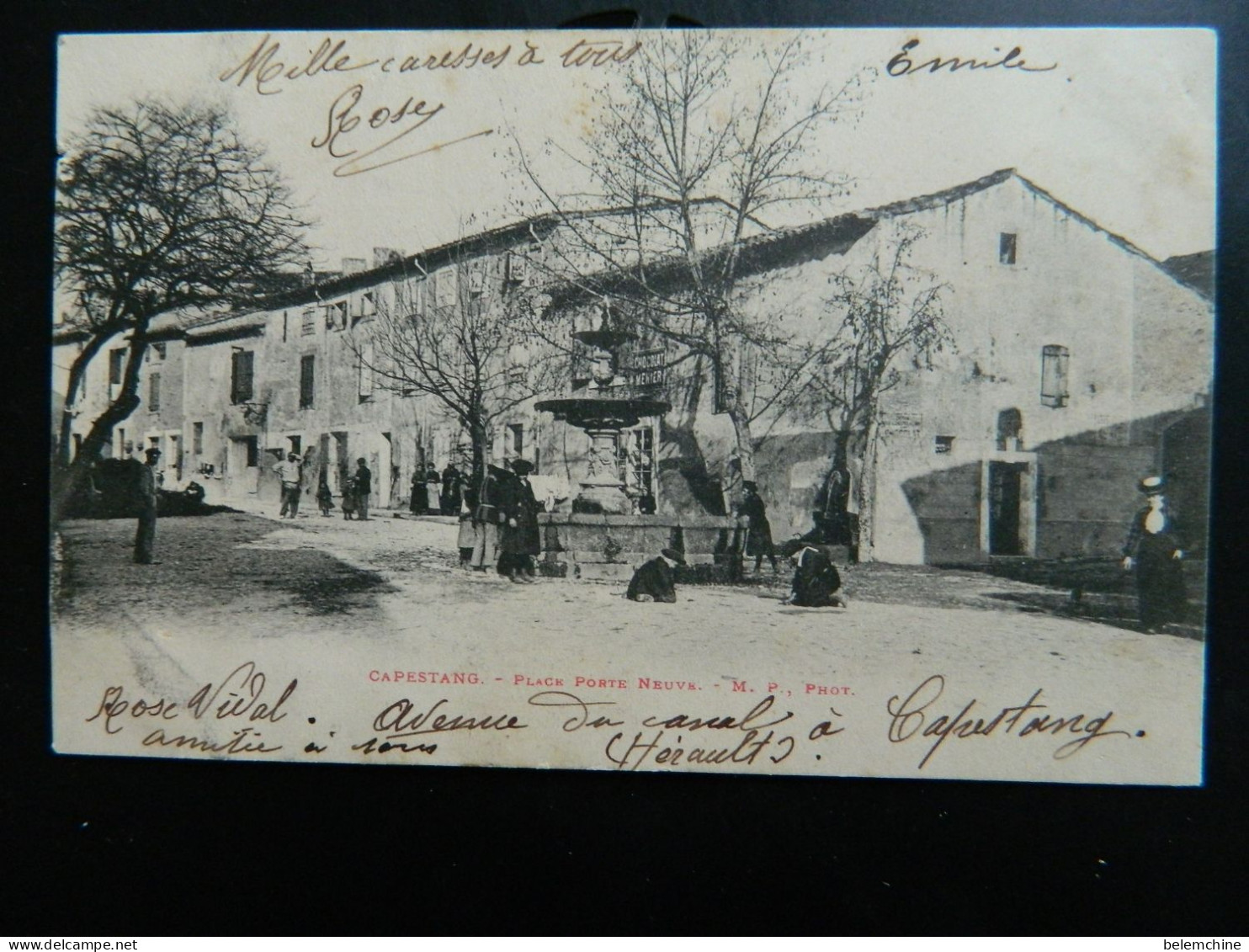 CAPESTANG                                  PLACE PORTE NEUVE - Capestang