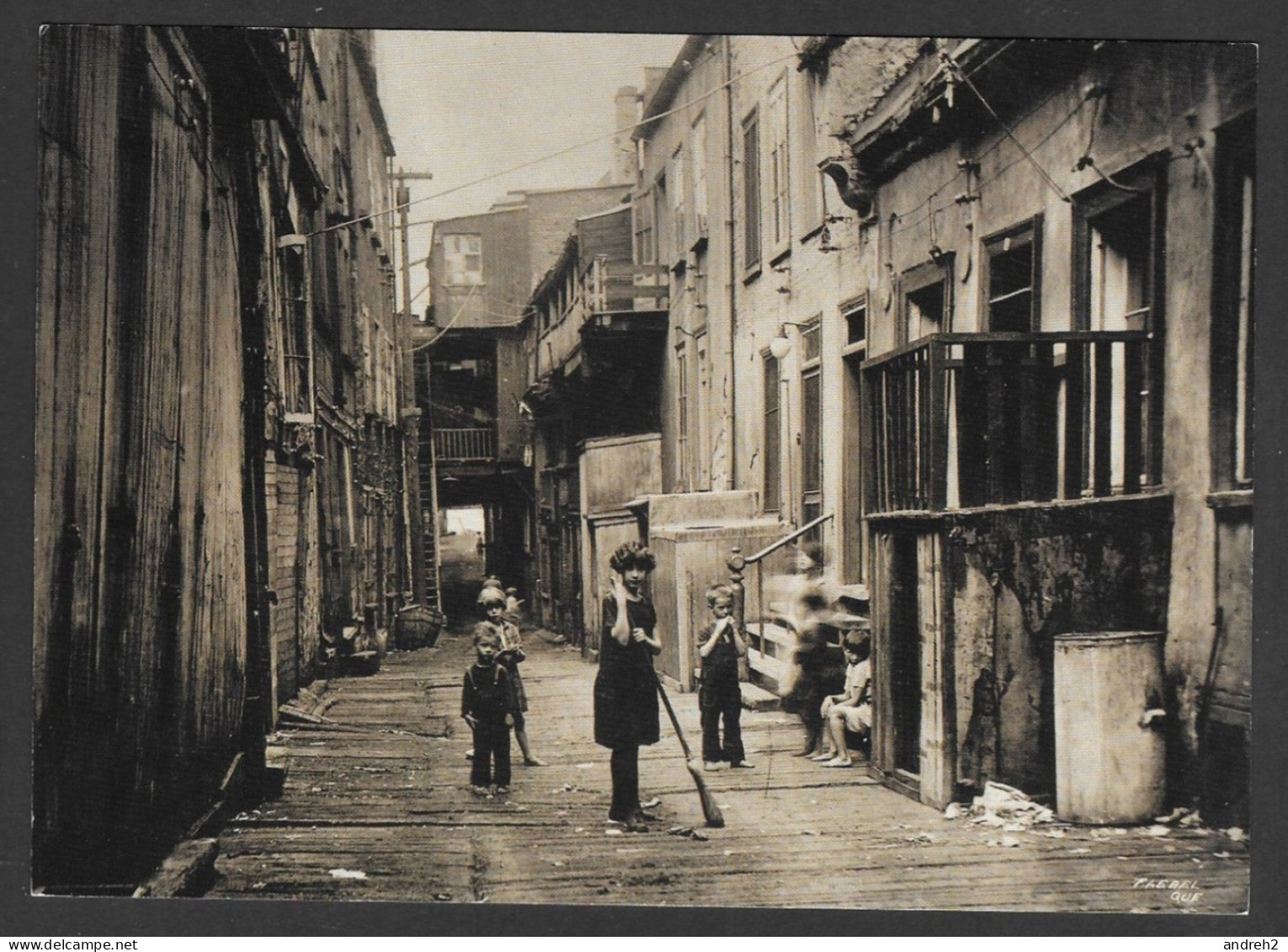 Québec  - Rue Sous Le Cap Vers 1930 -18x13 Cm - Archives Nationales Du Québec - No:125 - Par T. Lebel - Québec - La Cité