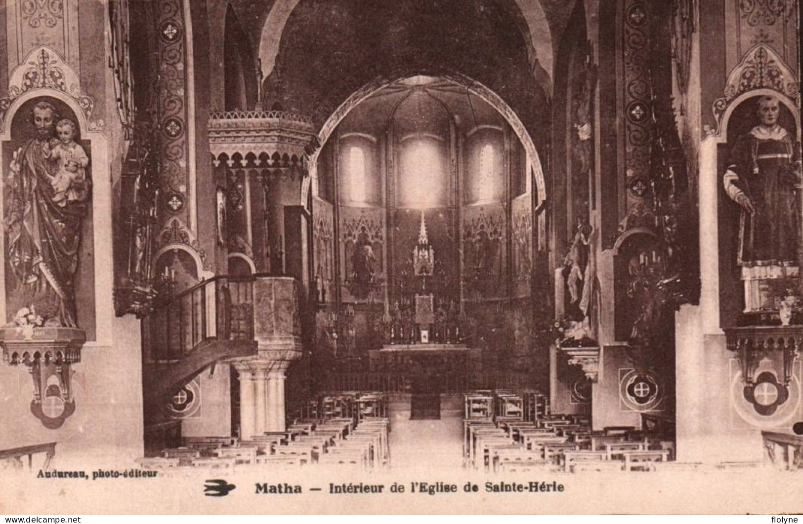 Matha - Intérieur De L'église Du Village - Matha