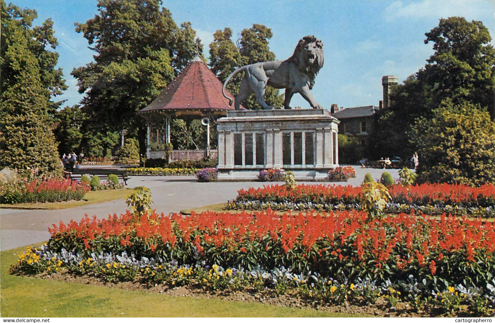England Reading Forbury Gardens Lion Statue - Reading