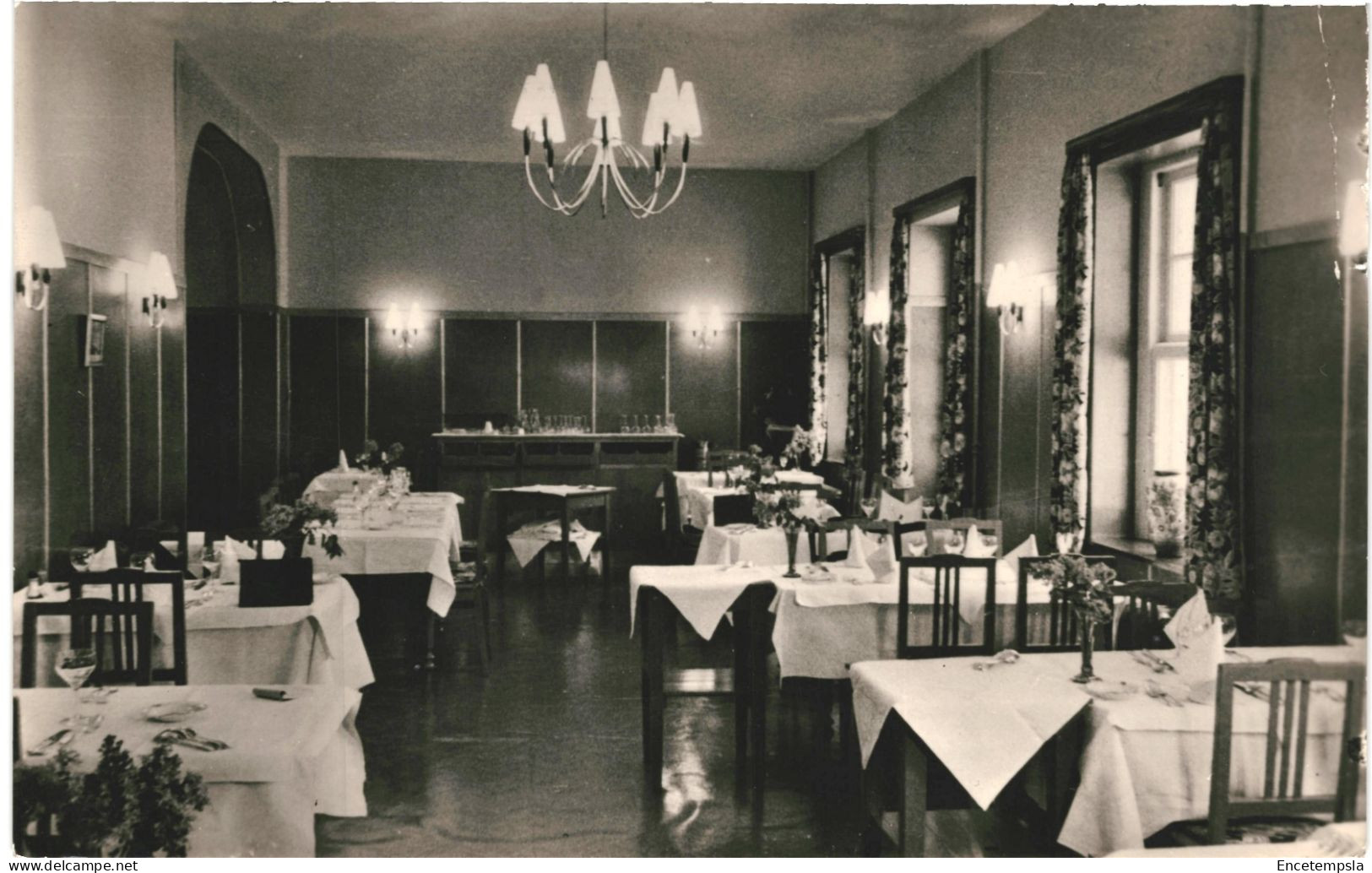 CPSM  Carte Postale Belgique Lustin Hôtel Du Midi  Le Restaurant VM69988 - Profondeville