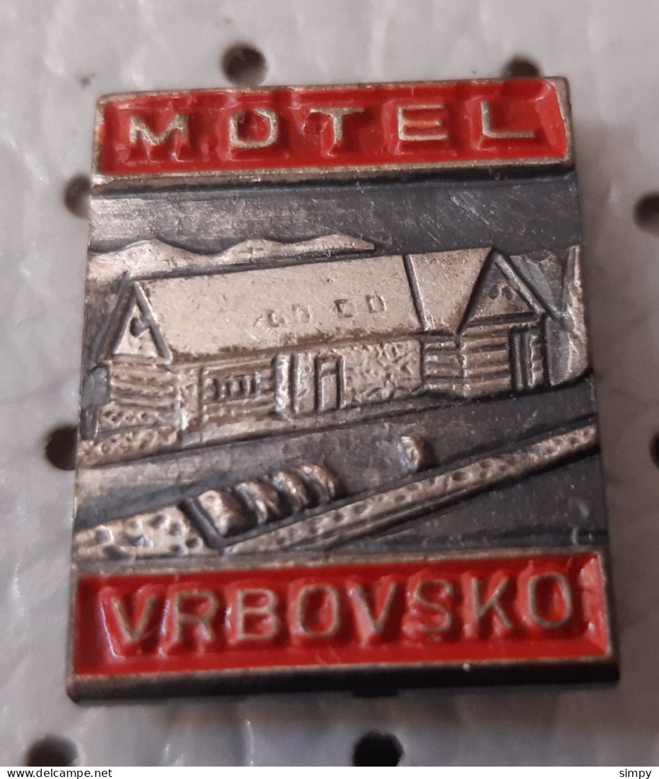 Motel Vrbovsko Croatia Ex Yugoslavia Pin - Golf