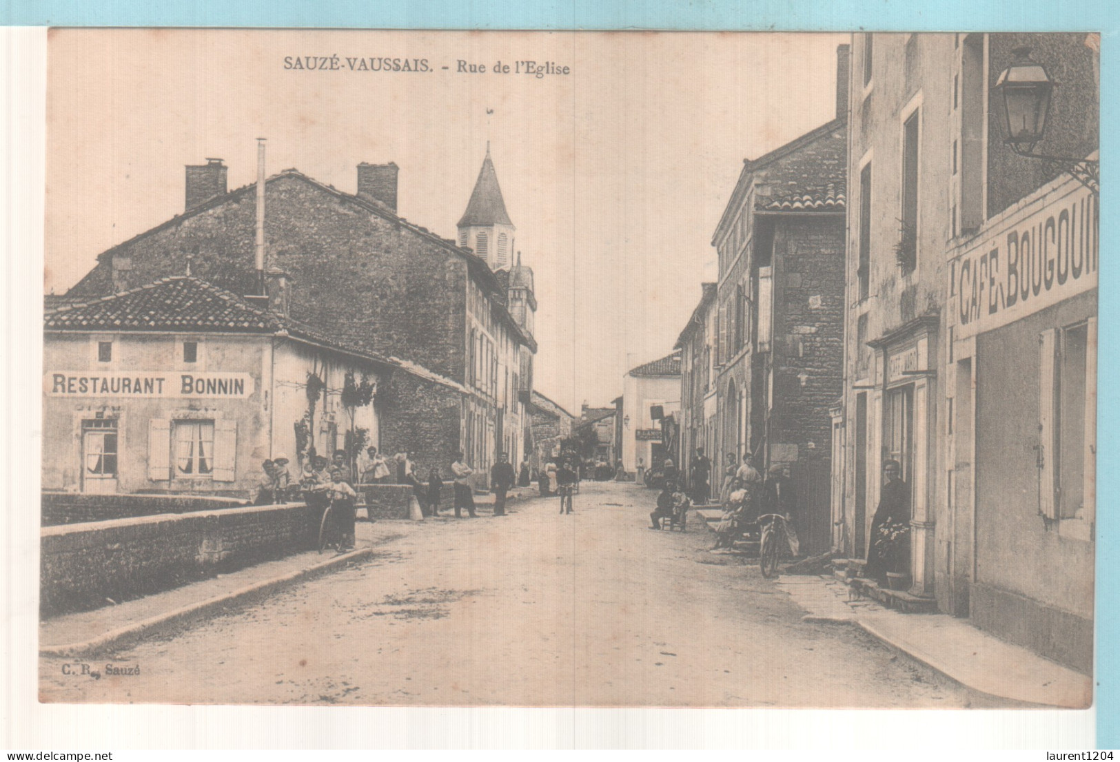 Sauzé Vaussais Rue De L'église - Sauze Vaussais