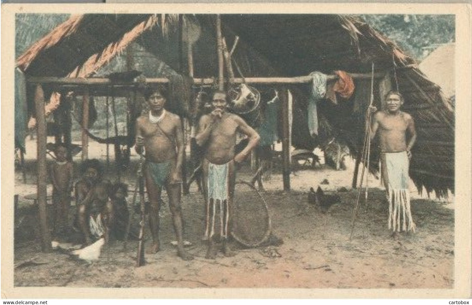 Suriname, Indianen Voor Hun Hut  (etnografisch) - Surinam