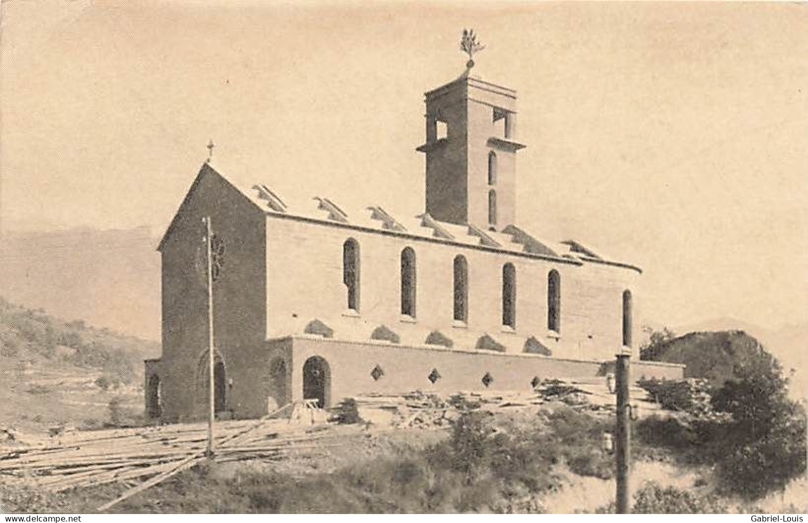 La Nouvelle église De Ste Thérèse De L'Enfant Jésus à Noës S Granges - Granges