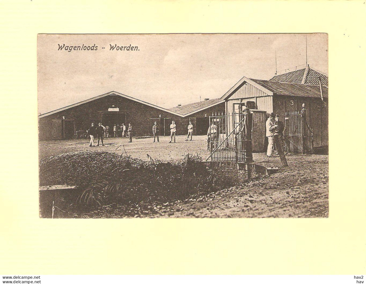 Woerden Militairen Bij Wagenloods 1916 ST089 - Woerden