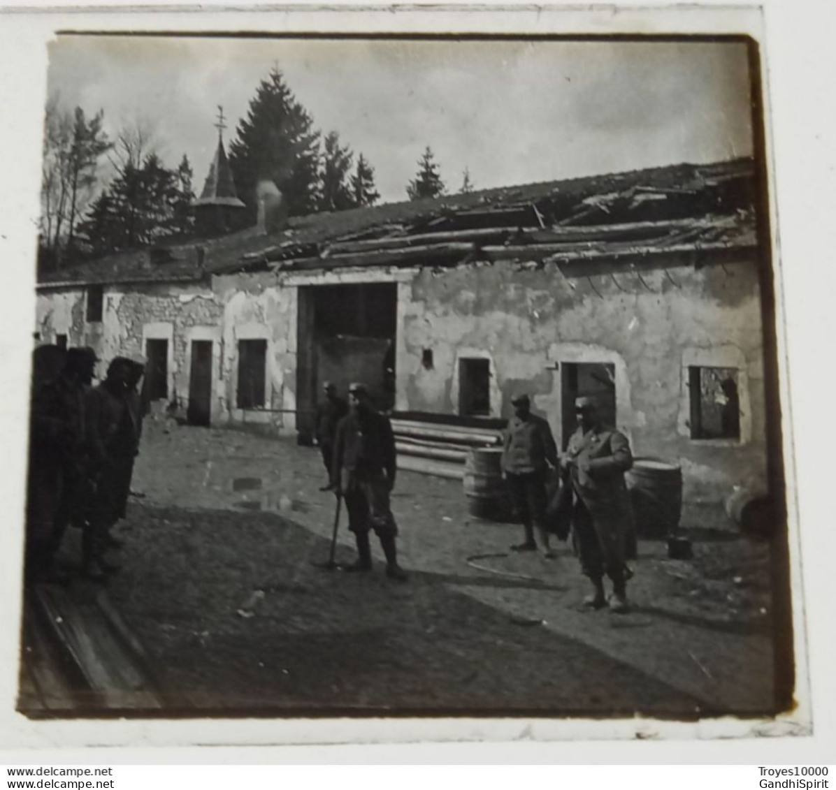 32 Plaque de Verre WW1 sur le Front 134 ème de Garde - Tranchée, Village et son Eglise à localisé, Poilu, Armée de Terre