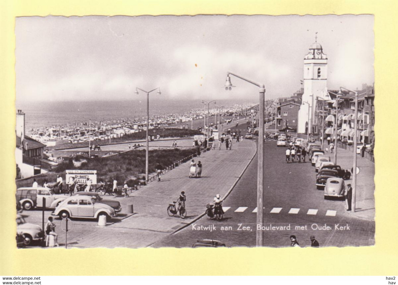 Katwijk Aan Zee Boulevard Met Oude Kerk  RY19776 - Katwijk (aan Zee)