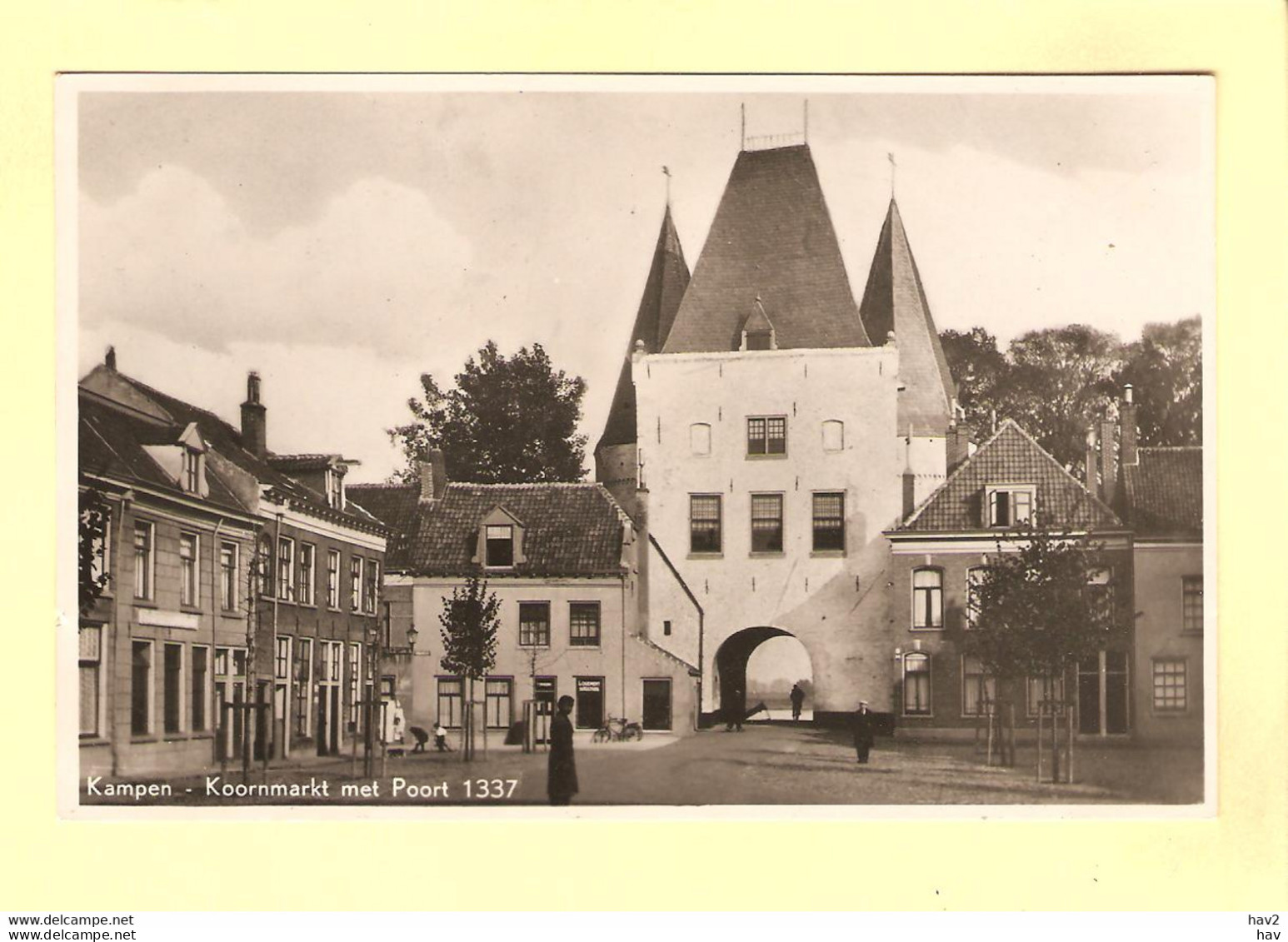 Kampen Koornmarkt Met Poort Circa1950 RY26704 - Kampen