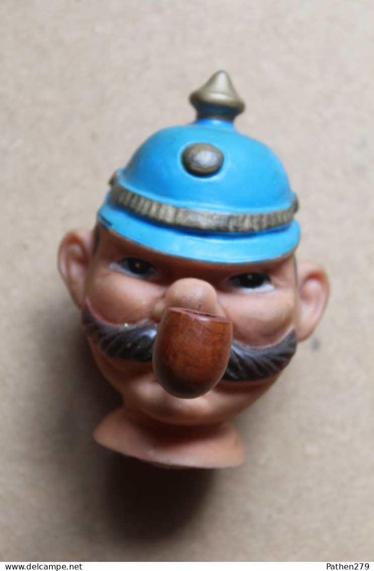 Tête De Marionette Soldat Prussien Avec Pipe En Caoutchouc - Marionnettes