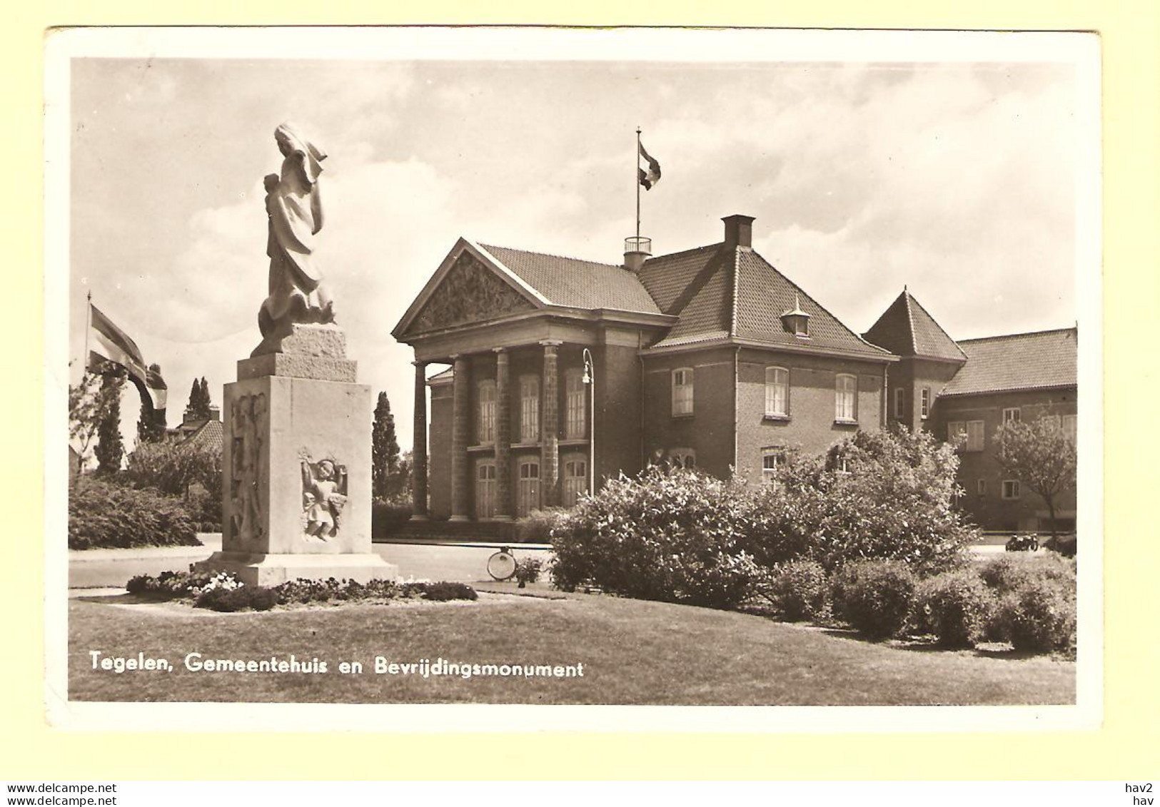 Tegelen Gemeentehuis, Bevrijdings Monument RY22121 - Tegelen