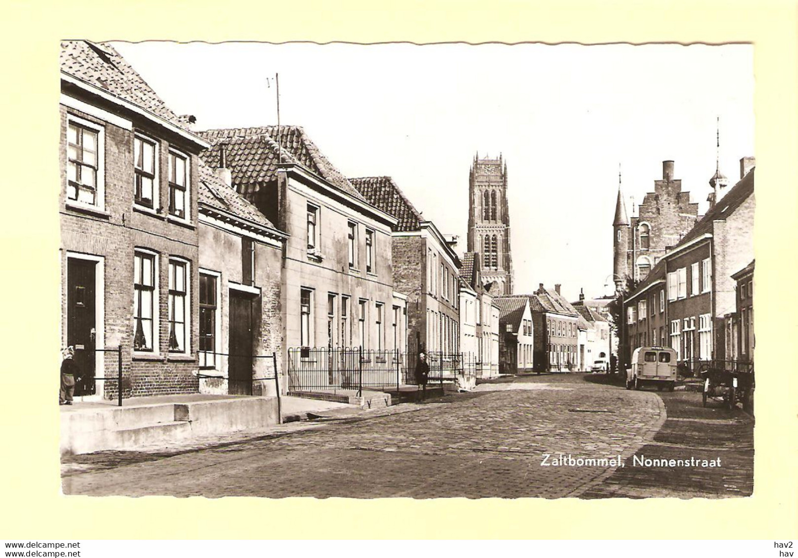 Zaltbommel Nonnenstraat, 2 CV Bestel RY23565 - Zaltbommel