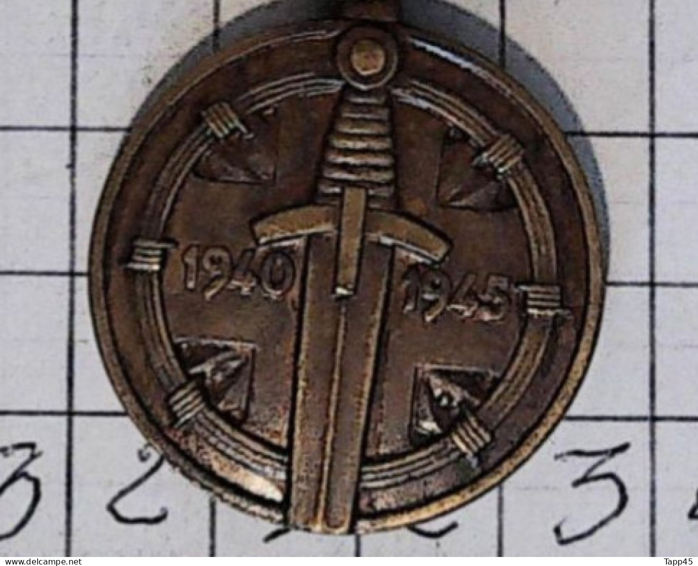 Médailles & Décorations > Médaille Du Prisonnier De Guerre 1940-1945  > Réf:Cl Belge  Pl 1/4 - Belgio