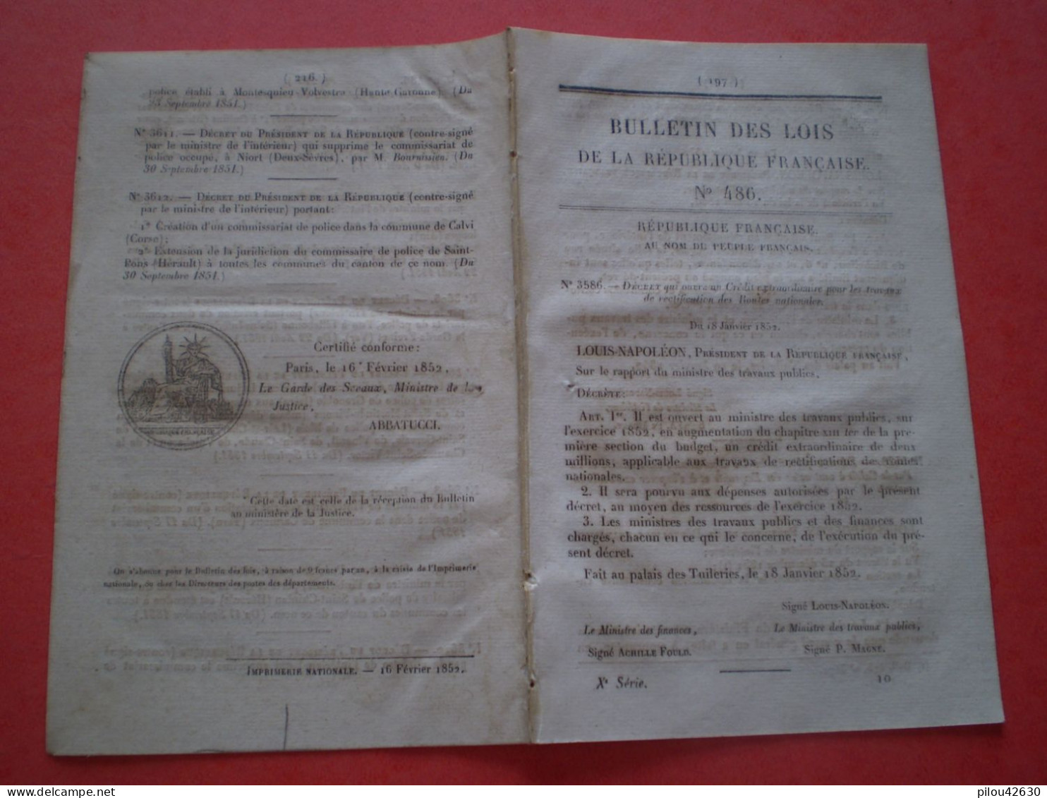 Lois: Organisation Du Corps Des Vétérinaires Militaires. Congrégations Et Communautés Religieuses De Femmes - Decreti & Leggi