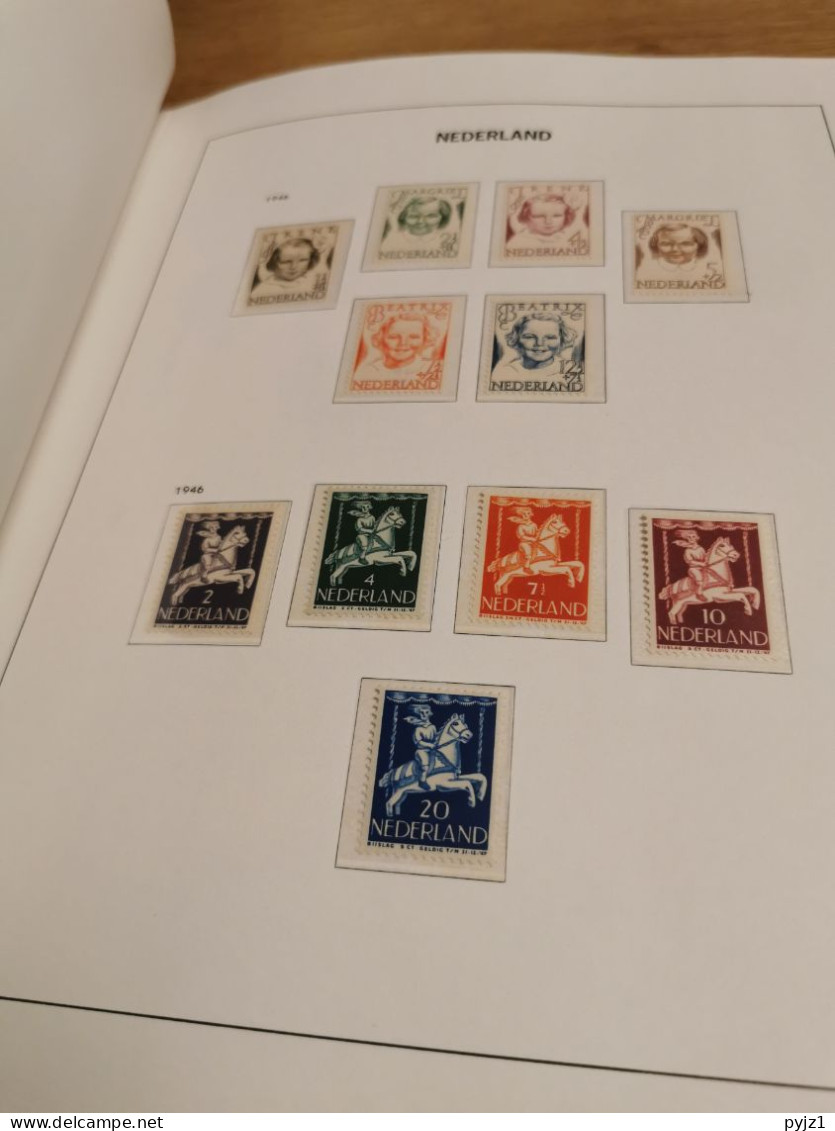 Netherlands MNH 1945-1985 In DAVO Luxe Album - Collections (en Albums)