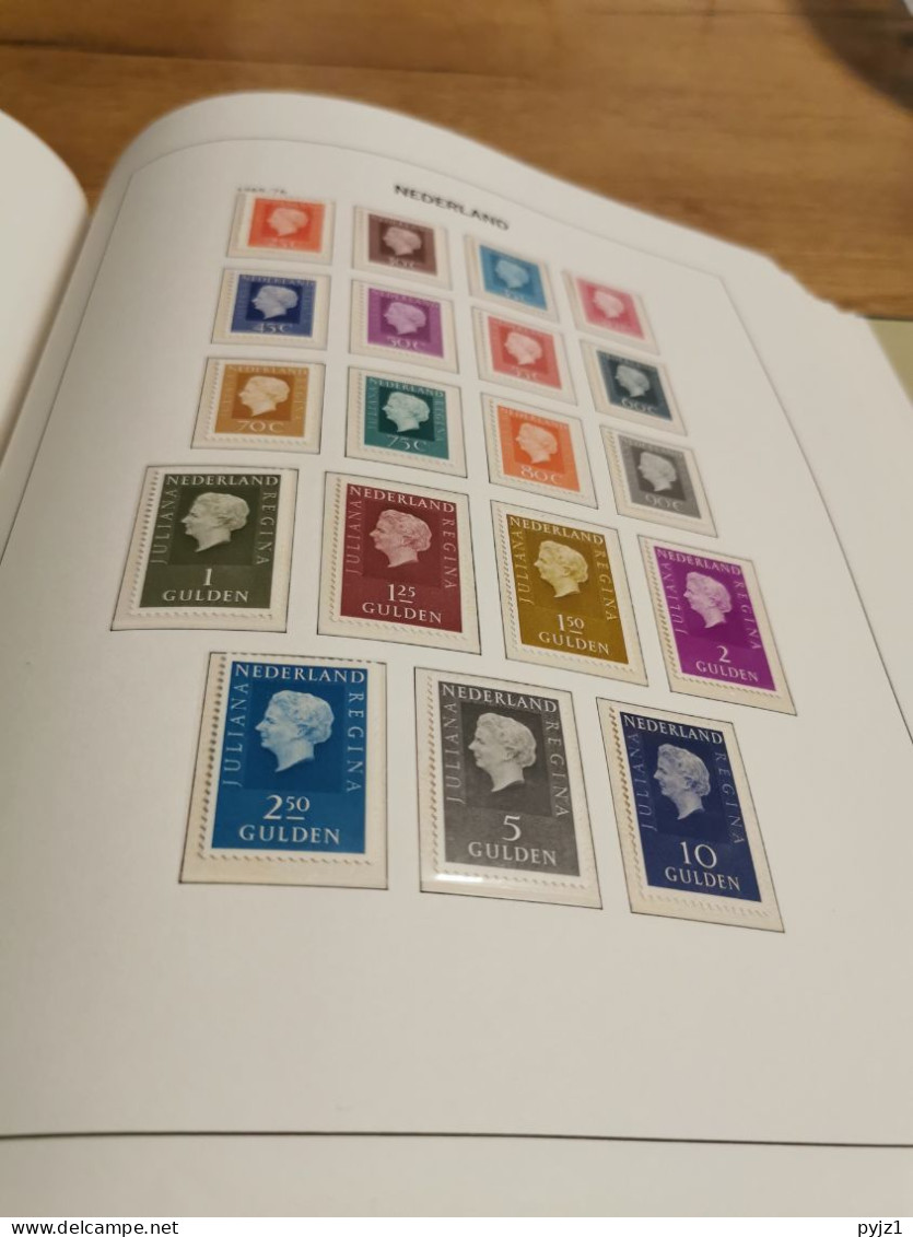 Netherlands MNH 1945-1985 in DAVO luxe album