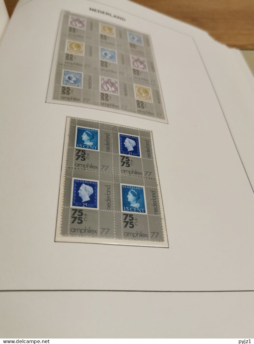 Netherlands MNH 1945-1985 in DAVO luxe album