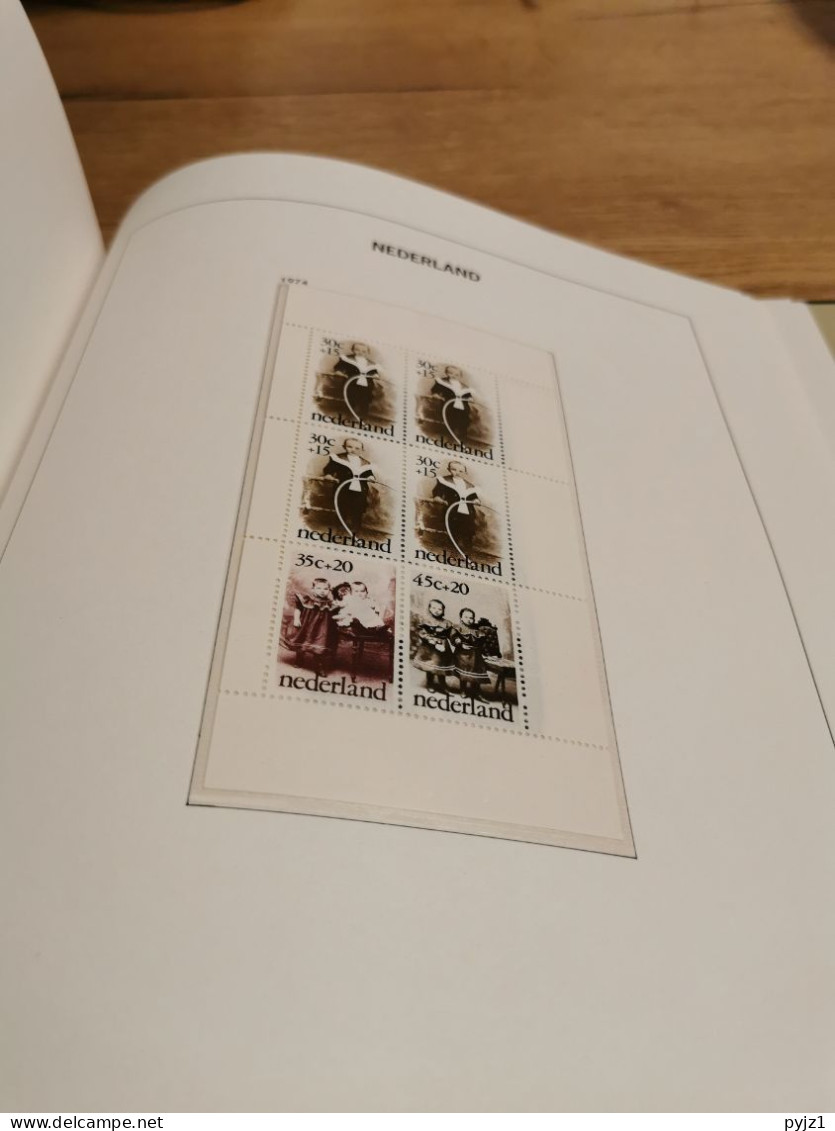 Netherlands MNH 1945-1985 in DAVO luxe album