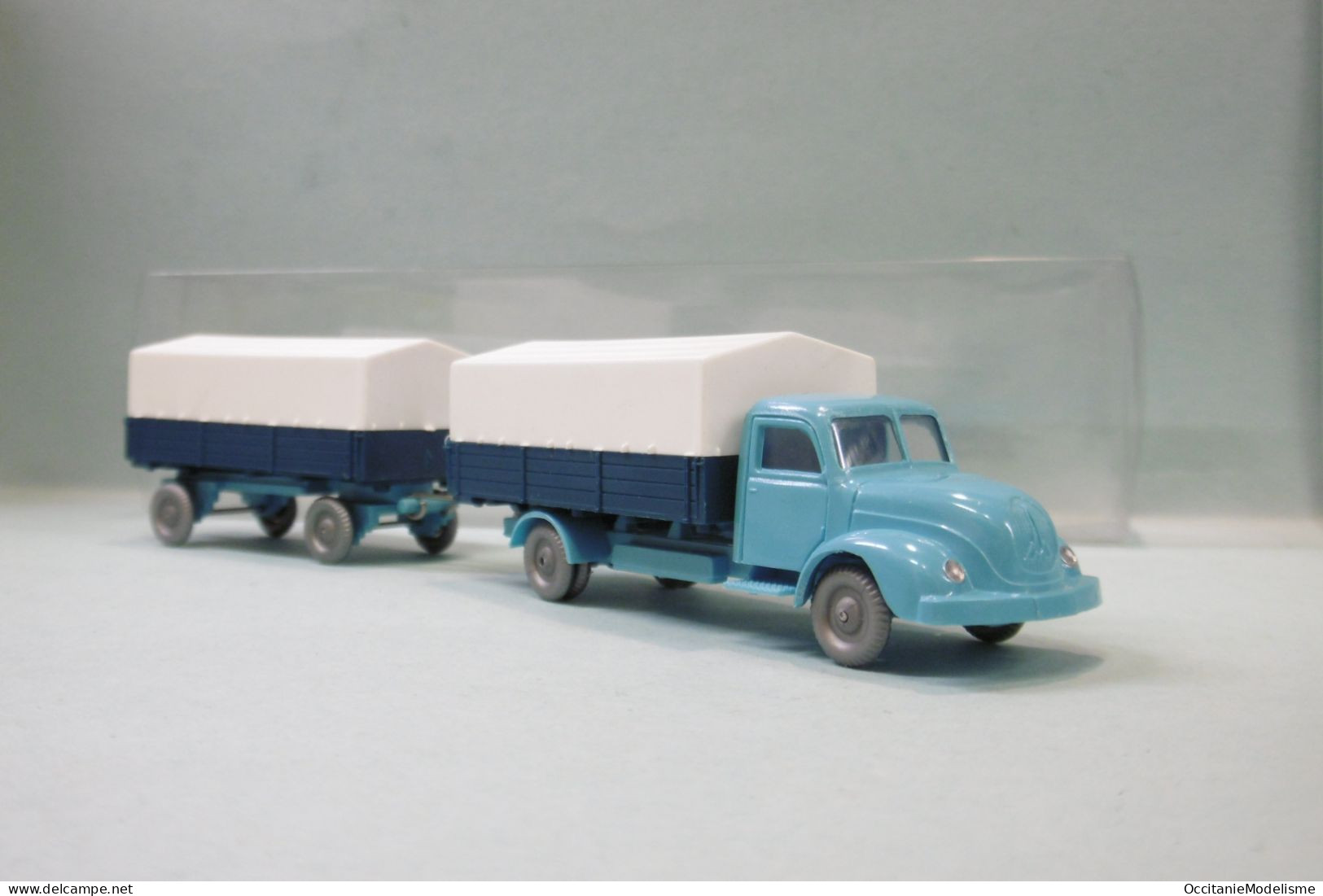 IMU - Camion MAGIRUS 3500 + Remorque Bleu Bâches Blanc HO 1/87 - Road Vehicles