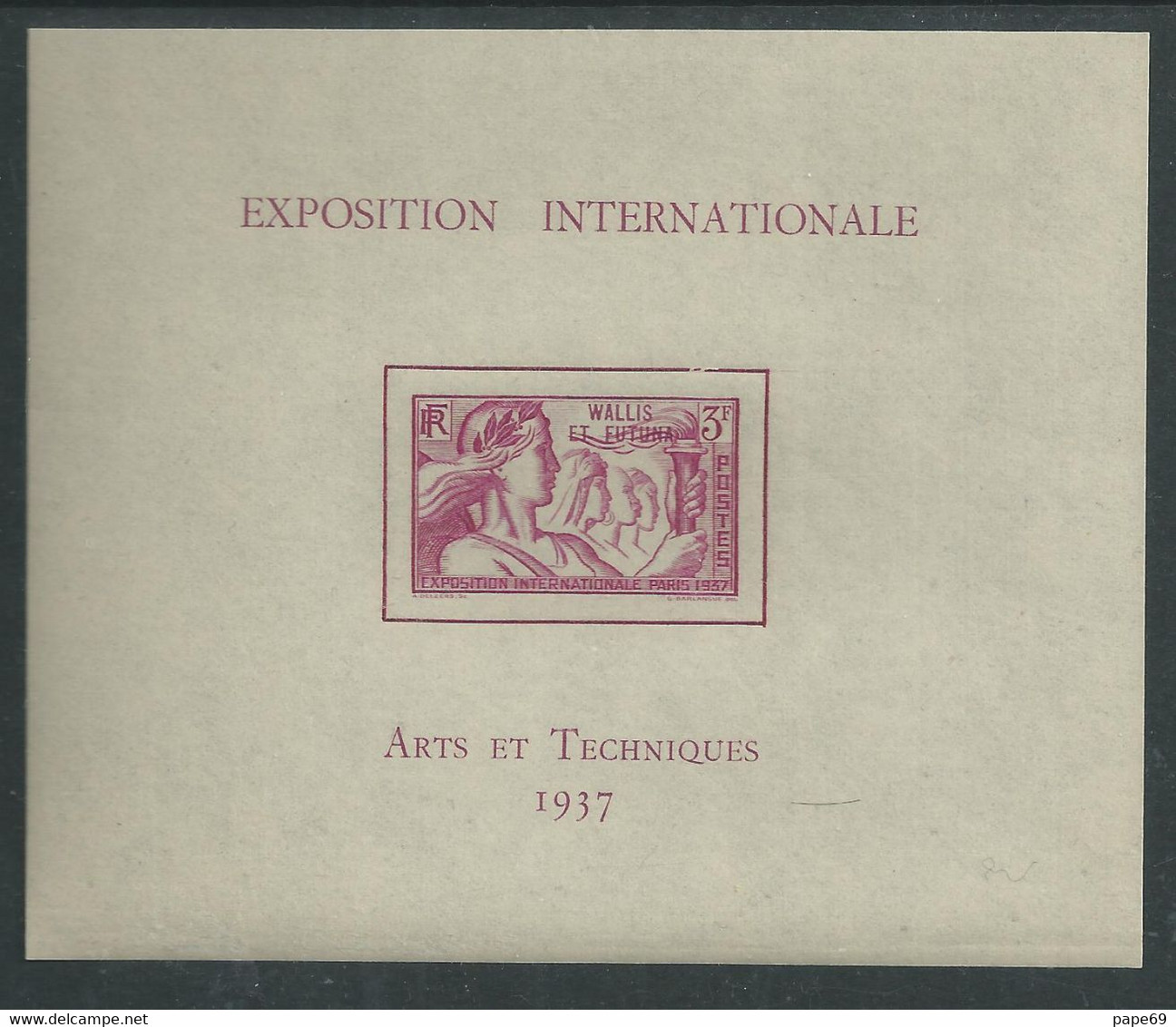 Wallis Et Futuna  BF  N° 1  X  Exposition Inter. Paris 1937, Le Bloc Trace De Ch. Gomme Fortement Altérée Sinon  TB - Portomarken