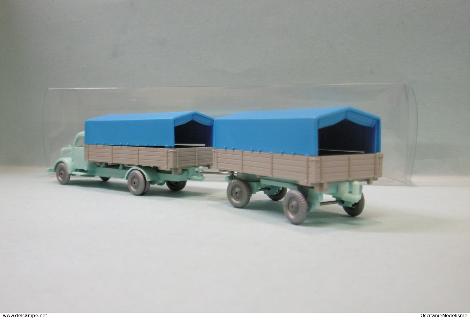 IMU - Camion MERCEDES 5000 + Remorque Turquoise Bâche Bleu HO 1/87 - Véhicules Routiers