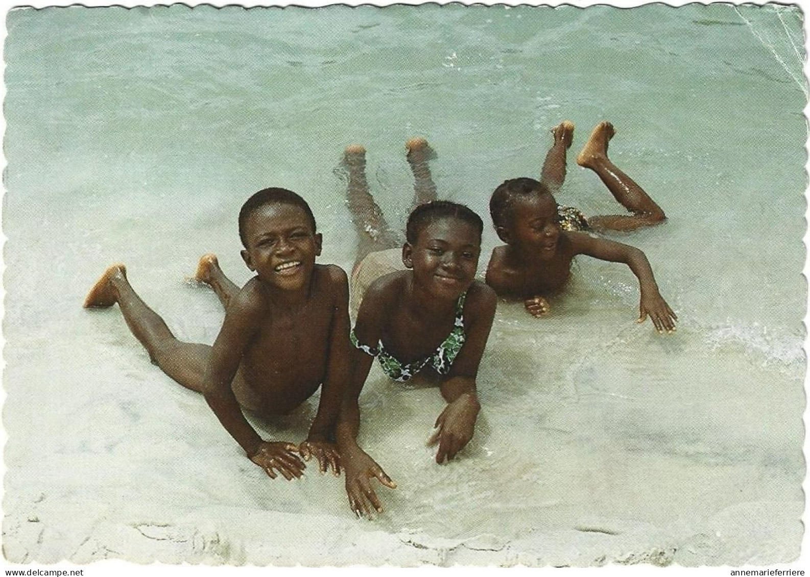 SIERRA LEONE ( Enfants Se Baignant ) - Sierra Leone