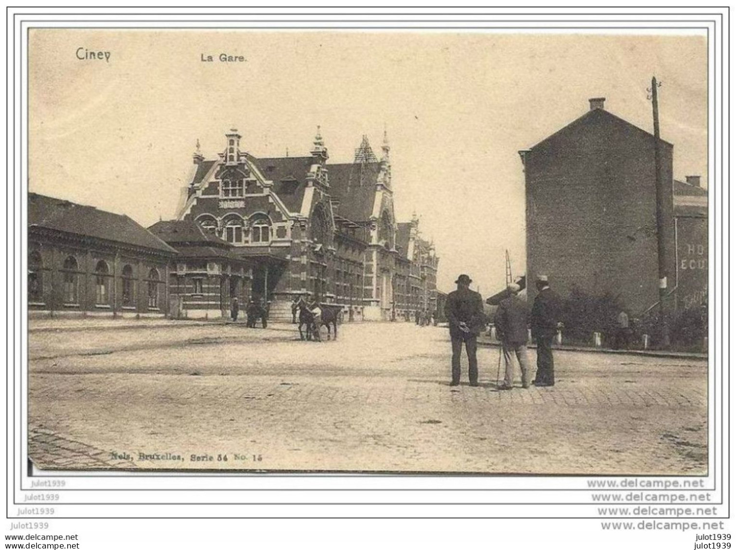 CINEY ..-- La GARE . Nels 54 , N° 15 . 1907 Vers NAMUR ( Melle Jeanne DOHET? ) . Voir Verso . - Ciney