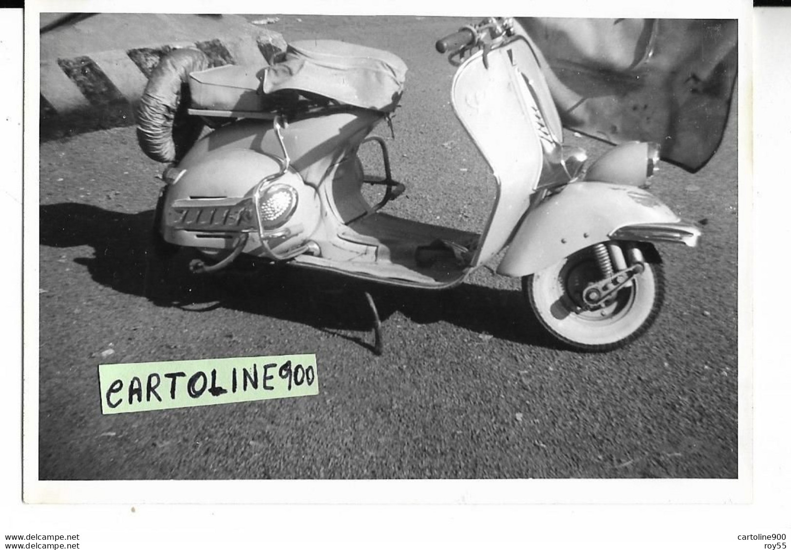 Foto Vespa Lambretta Dei Primi Anni 50  8 Cm X 13 Cm - Motos