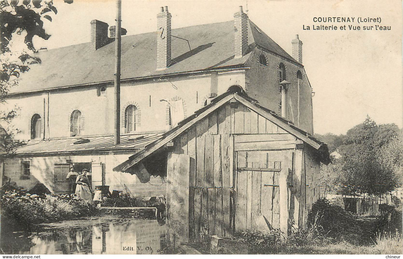 COURTENAY LA LAITERIE ET VUE SUR L'EAU - Courtenay