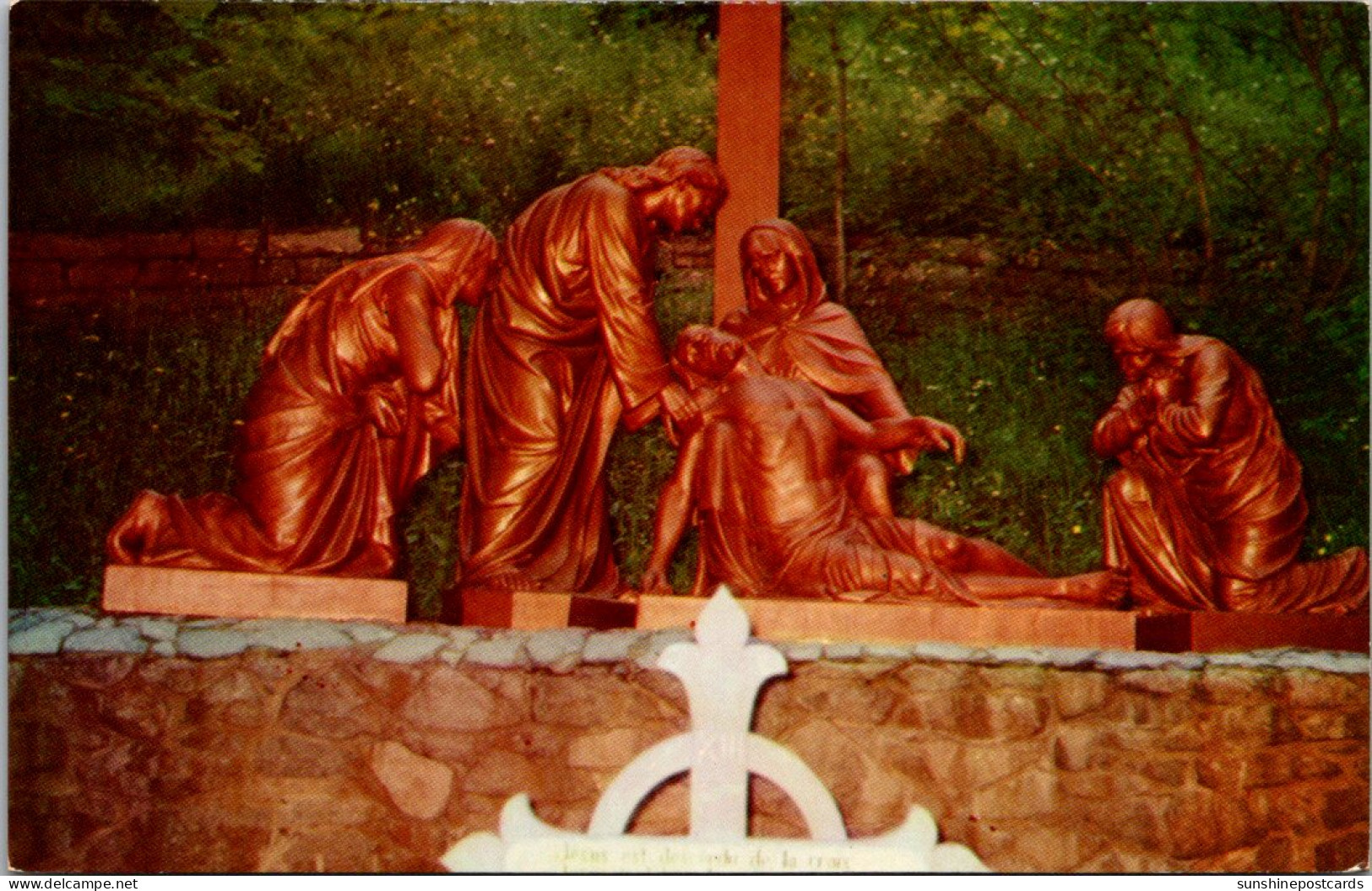 Canada Quebec Ste Anne De Beaupre Way Of The Cross Jesus Is Taken Down From The Cross - Ste. Anne De Beaupré