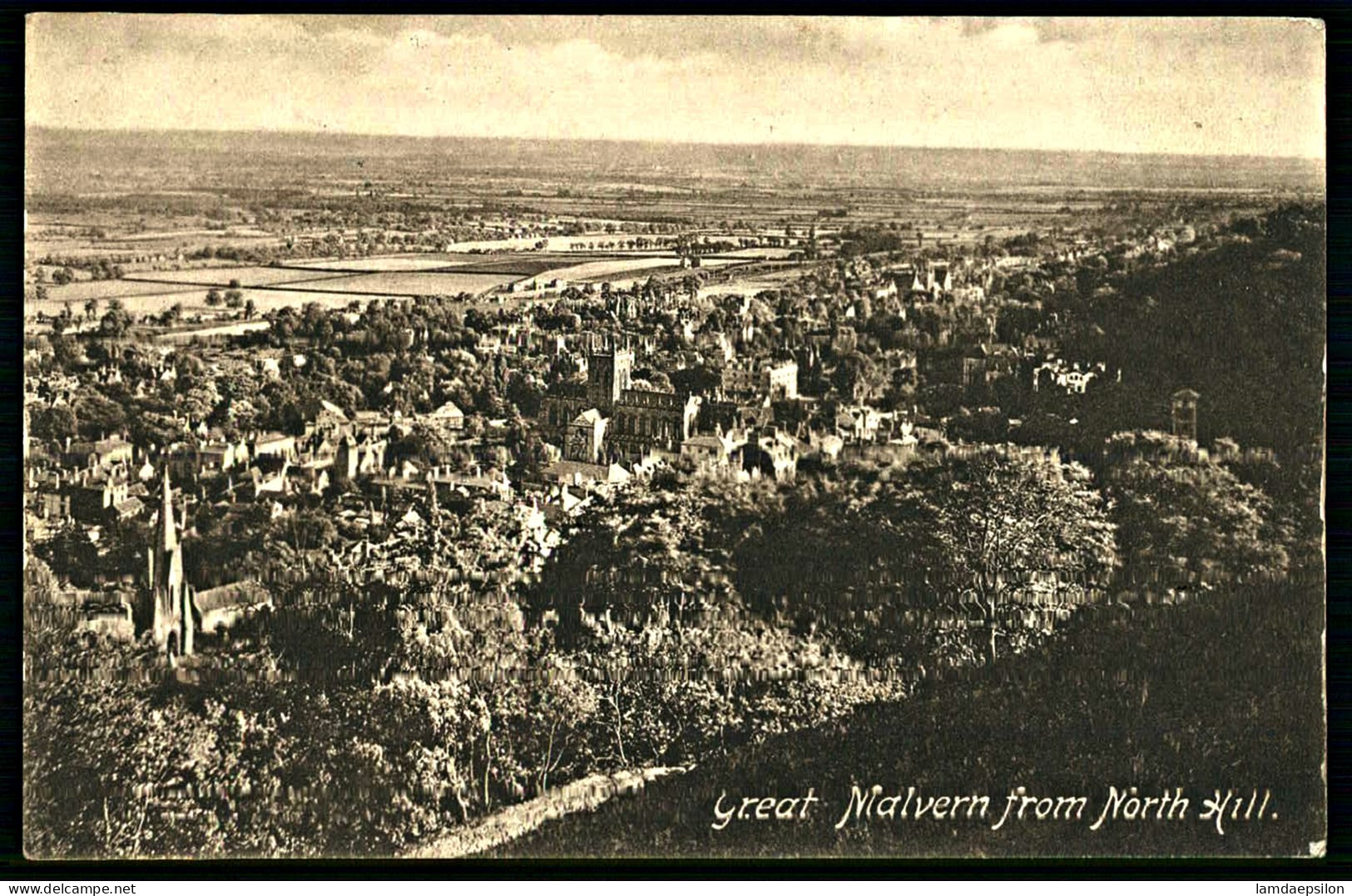 A64  ROYAUME-UNI CPA  GREAT MALVERN FROM NORTH HILL - Collections & Lots