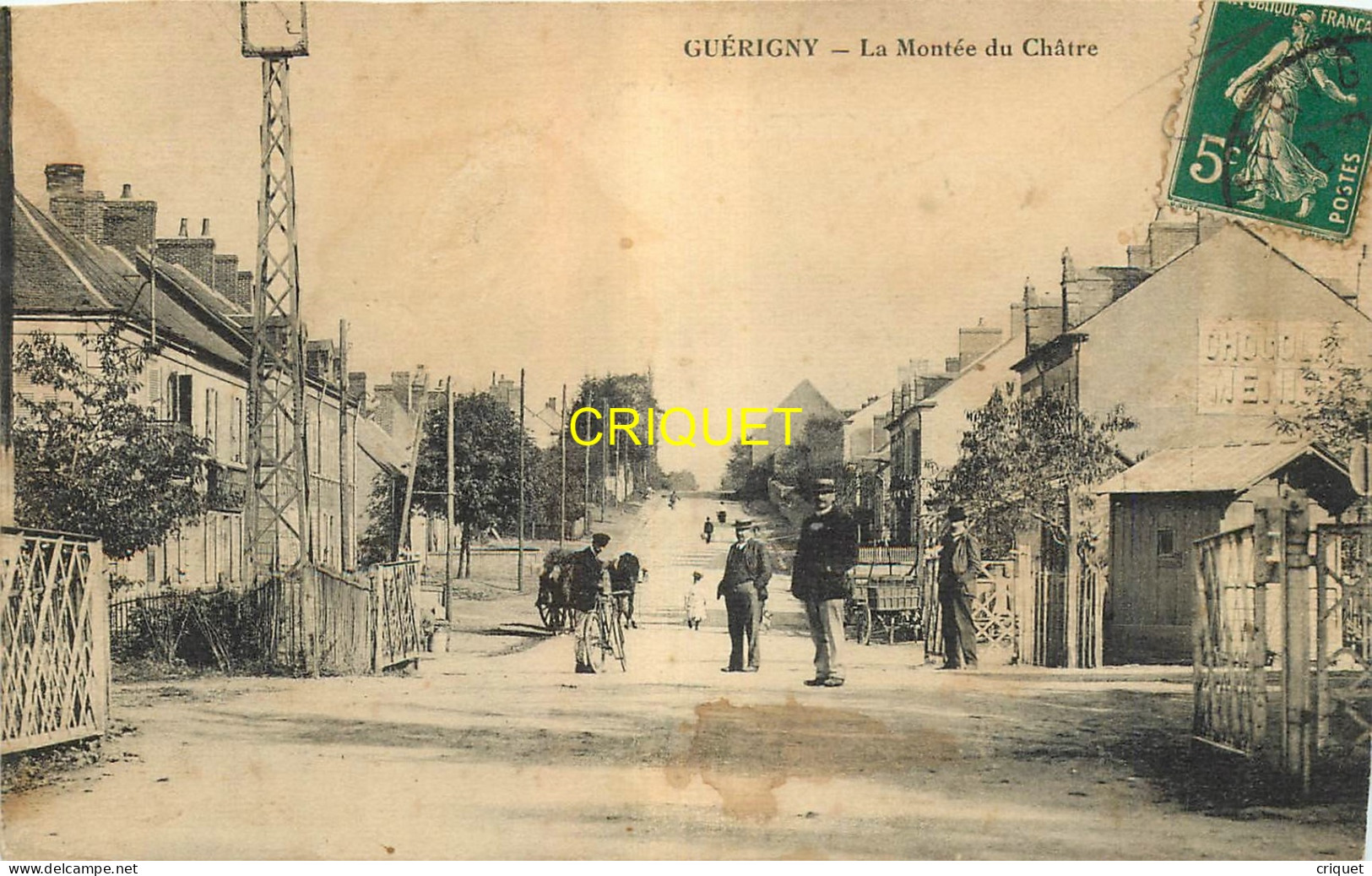 58 Guérigny, La Montée Du Châtre, Passage à Niveau Au 1er Plan ... - Guerigny