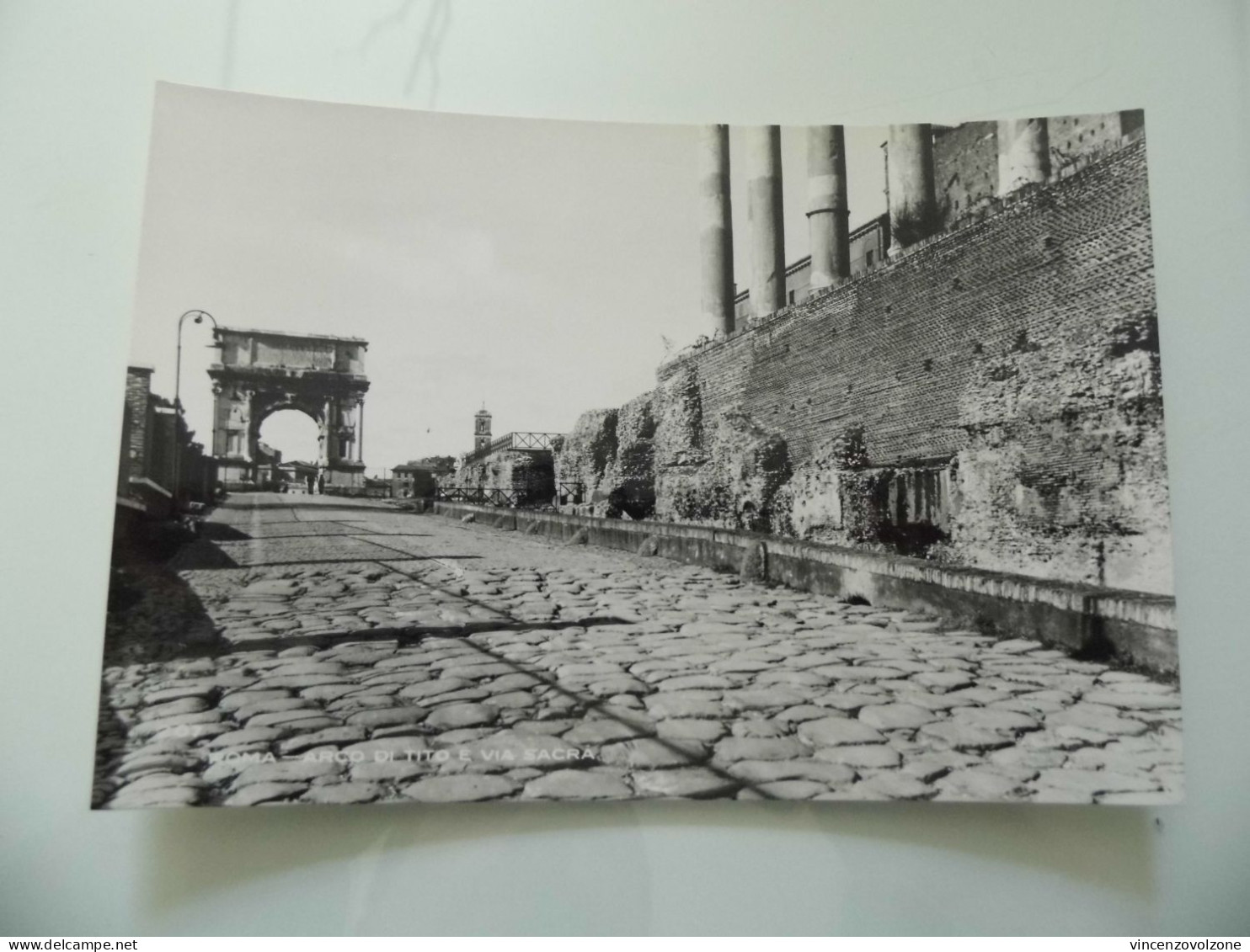 Cartolina  "ROMA  - Arco Di Tito E Via Sacra" - Multi-vues, Vues Panoramiques