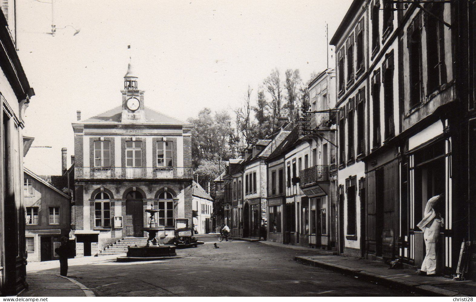 DPT 61 MOULINS-LA-MARCHE Place De La Mairie - Moulins La Marche