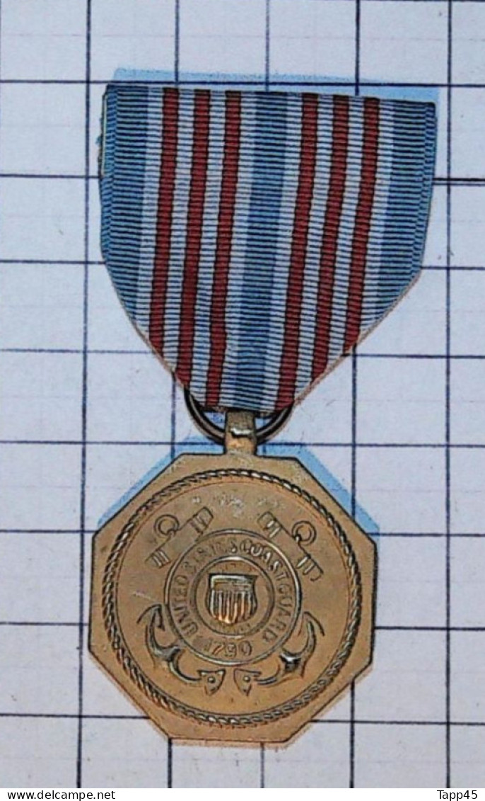 Médailles & Décorations > Département De La Défense Des États-Unis > United States Coast Guard > Réf:Cl USA P 2/ 4 - Verenigde Staten