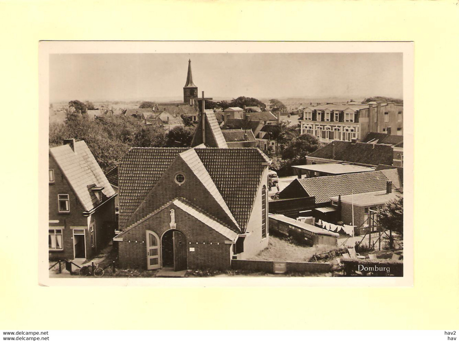 Domburg Panorama Met Kerk Op Voorgrond 1958RY44122 - Domburg