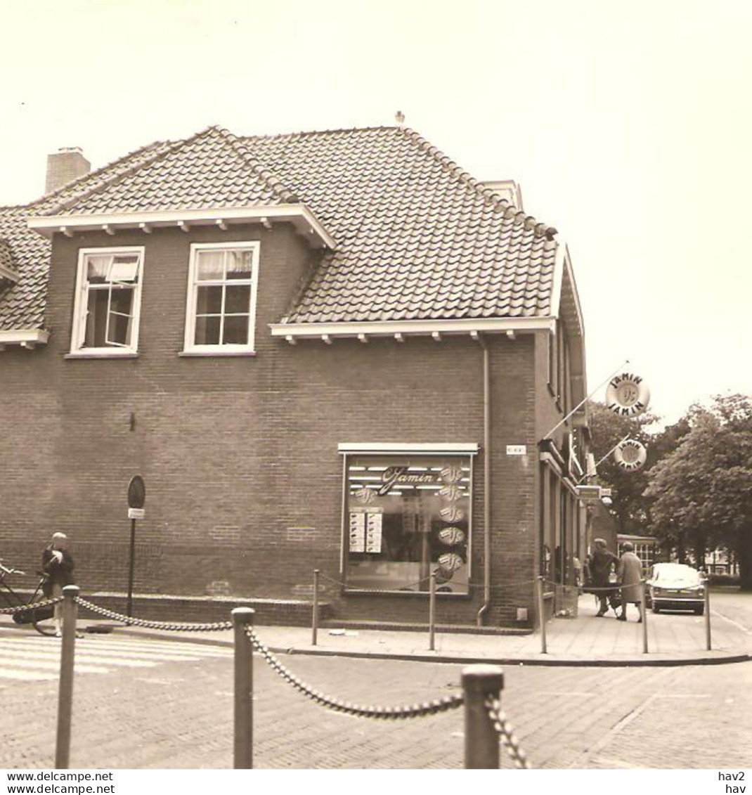 Laren Foto Hoek Brink Pand Jamin 1967 J083 - Laren (NH)