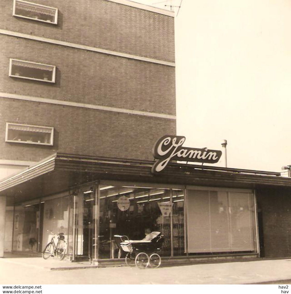 Vlaardingen Hogendorplaan Jamin 1961 Foto J171 - Vlaardingen