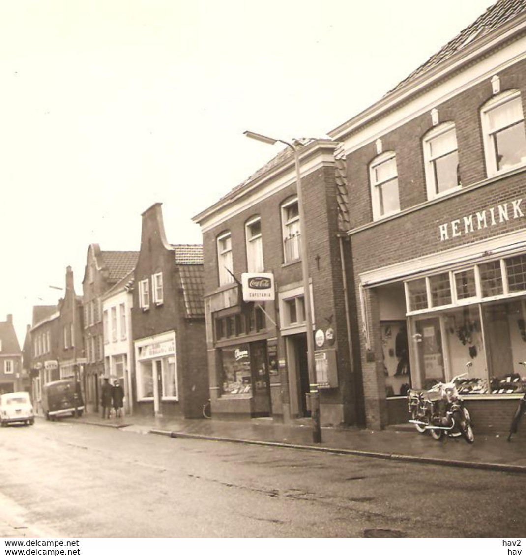 Goor Foto Brommer Cafetaria Grotestraat 1966 J090 - Goor