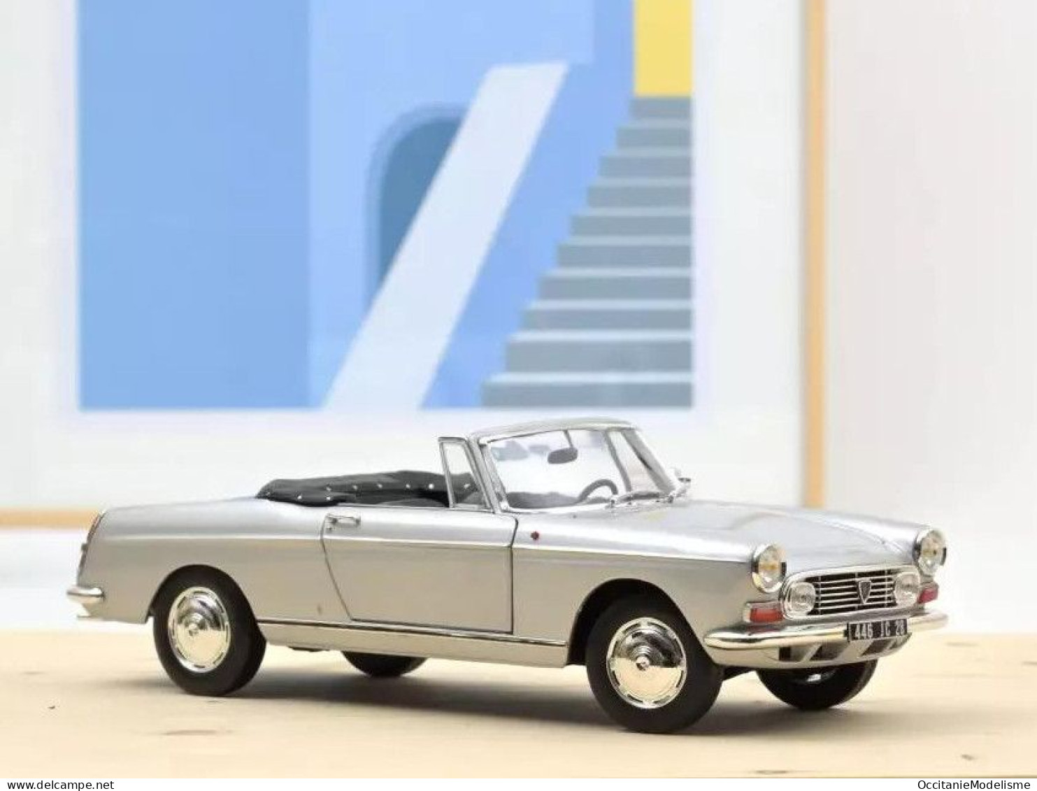 Norev - PEUGEOT 404 Cabriolet 1967 Gris Métallisé Réf. 184835 Neuf NBO 1/18 - Norev