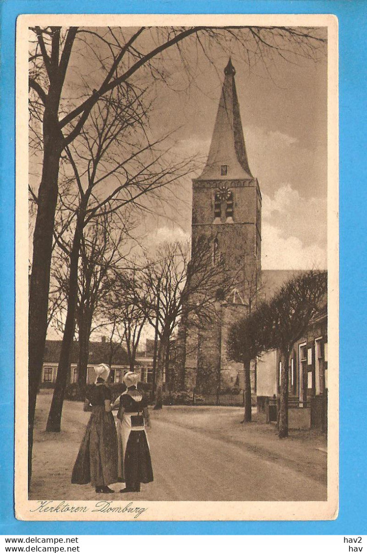 Domburg Klederdracht Bij Kerk Ca 1930 RY49781 - Domburg