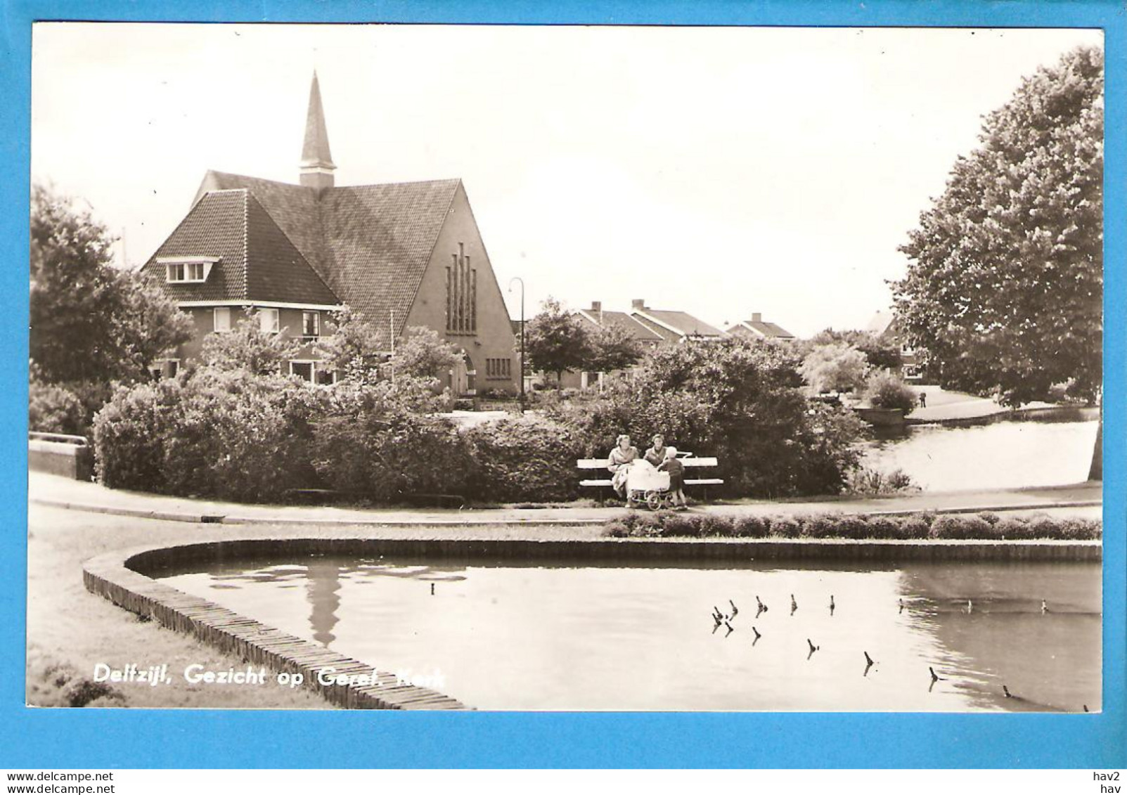 Delfzijl Gezicht Op Gereformeerde Kerk RY49176 - Delfzijl