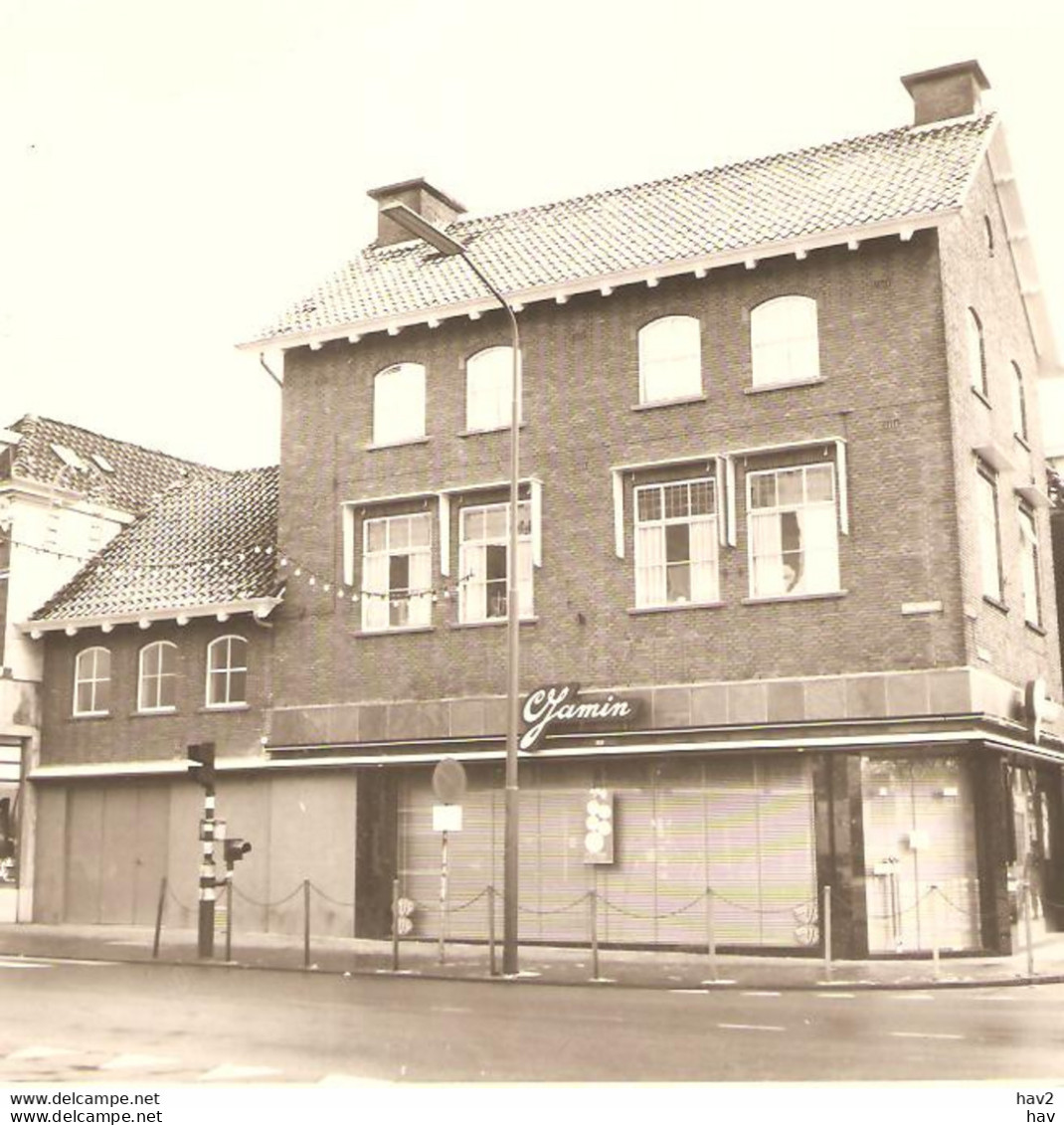 Assen Foto Kruisstraat Winkel Jamin 1968 J110 - Assen